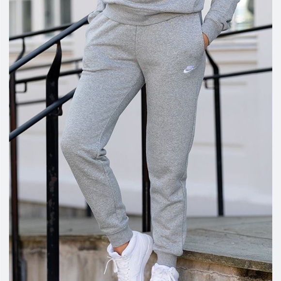 Nike Essentials Grey Sweatsuit - Picture 3 of 7